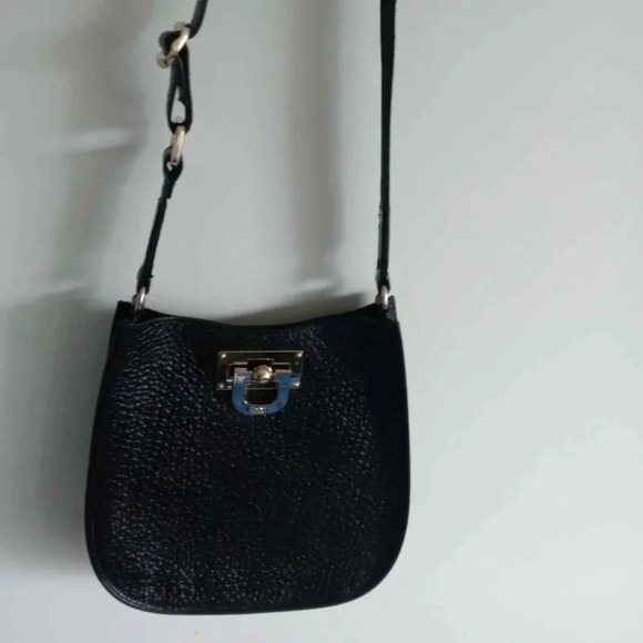 Vintage DKNY french  grain leather bag/crossbody - Picture 4 of 10